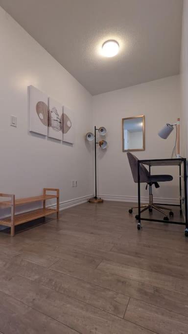 Lovely 2 Bed Condo In Downtown Toronto Esterno foto