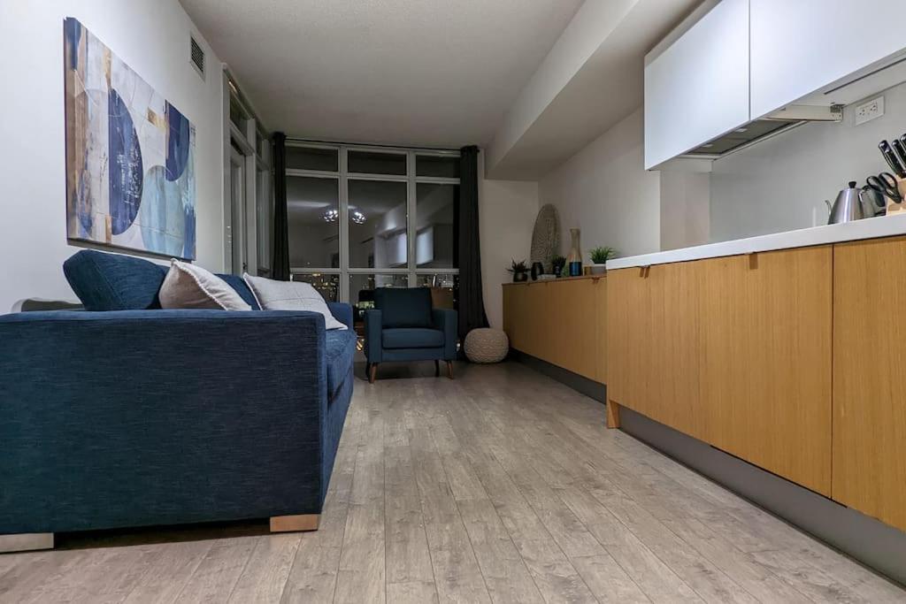 Lovely 2 Bed Condo In Downtown Toronto Esterno foto